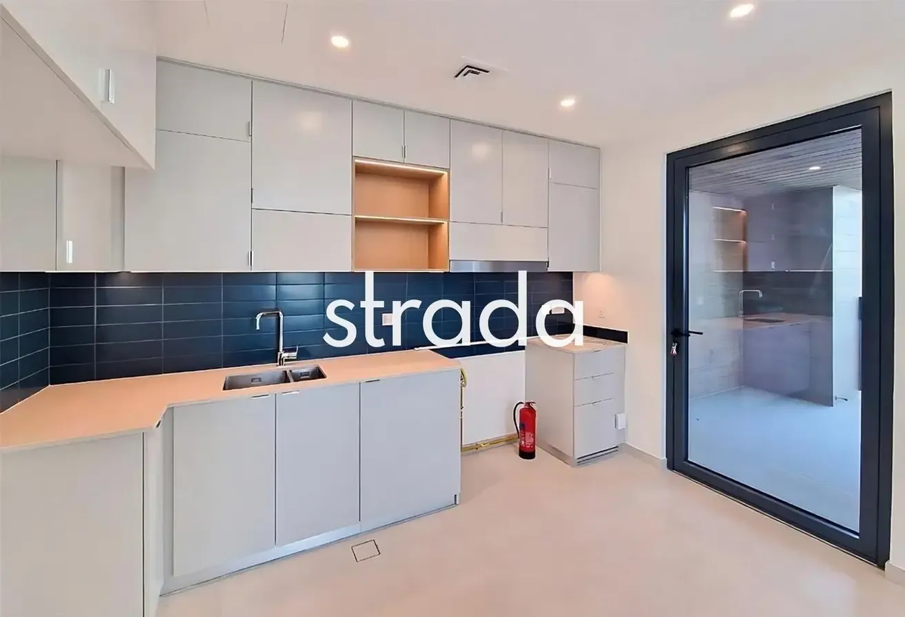 Corner unit | Townhouse | Close to Pool