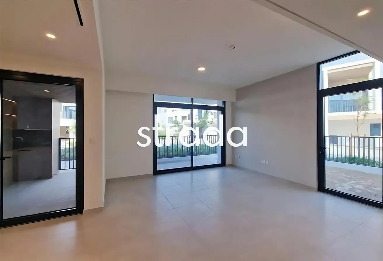Corner unit | Townhouse | Close to Pool