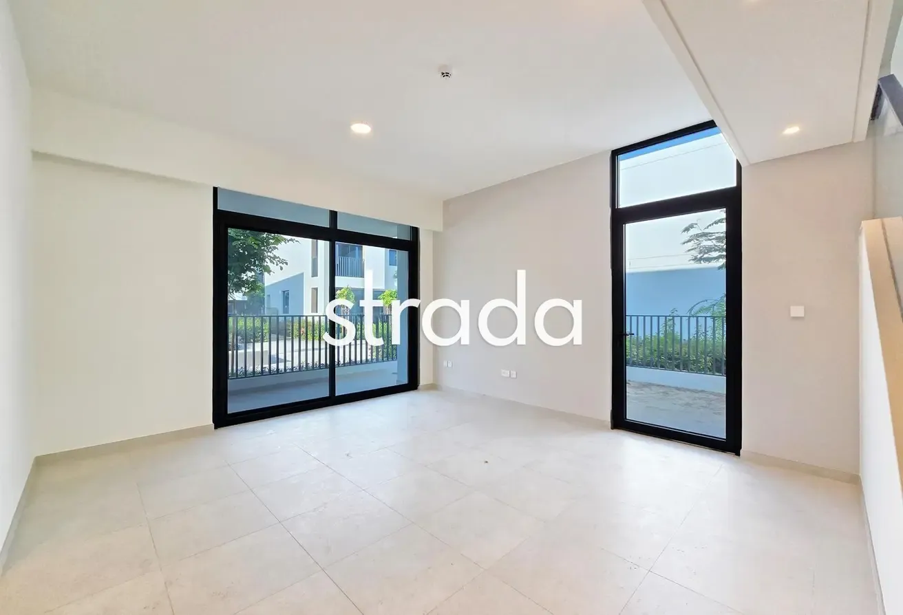 Corner unit | Townhouse | Close to Pool