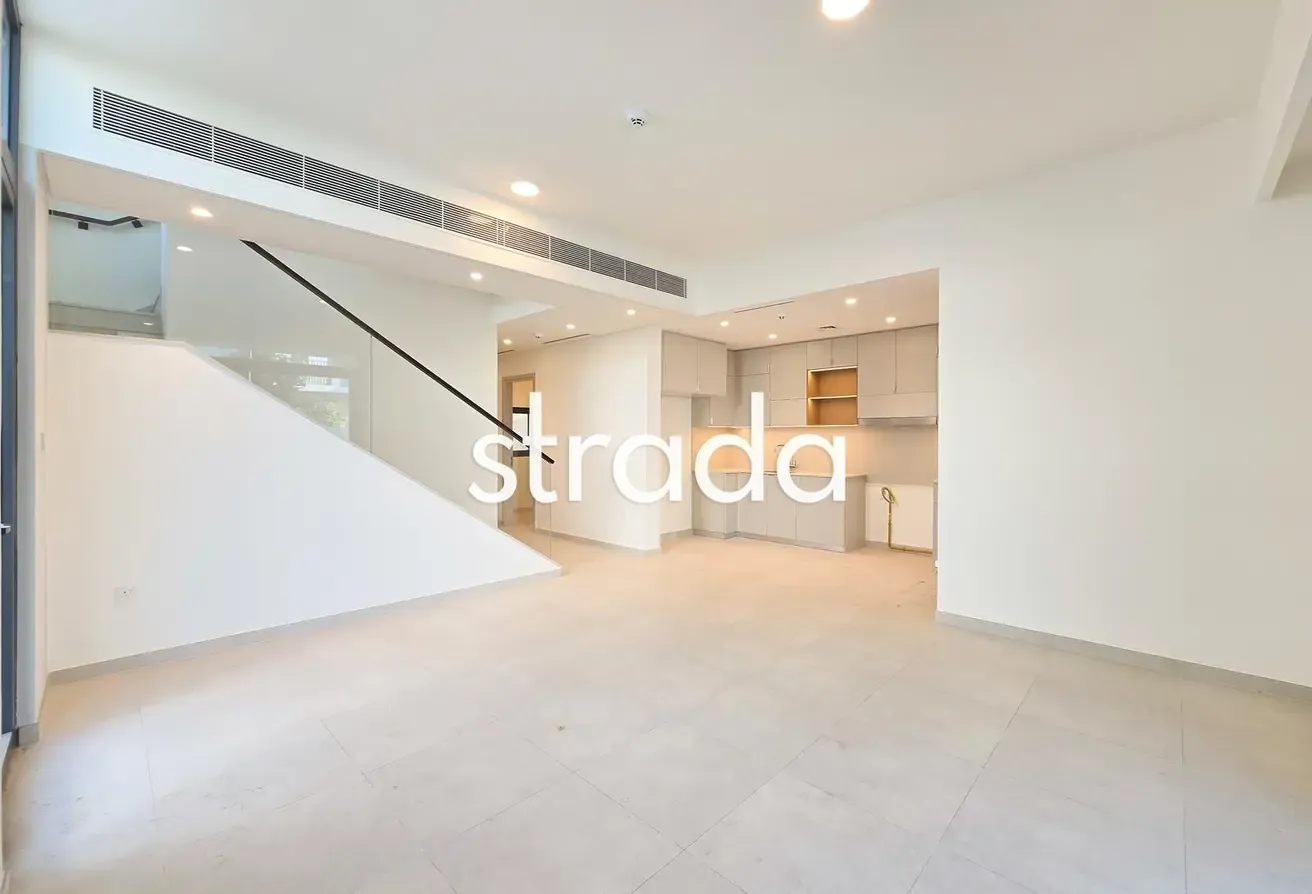 Corner unit | Townhouse | Close to Pool