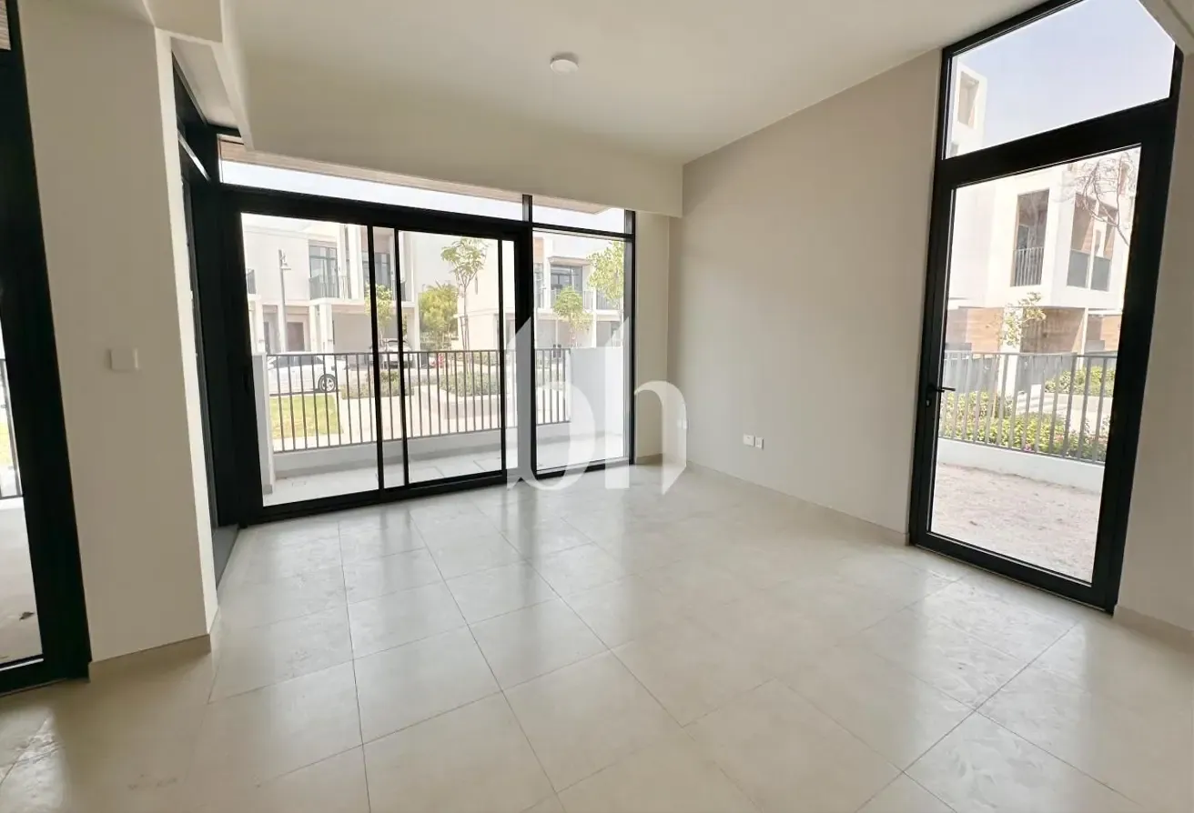 Corner Plot | Quiet Location | Near Amenities