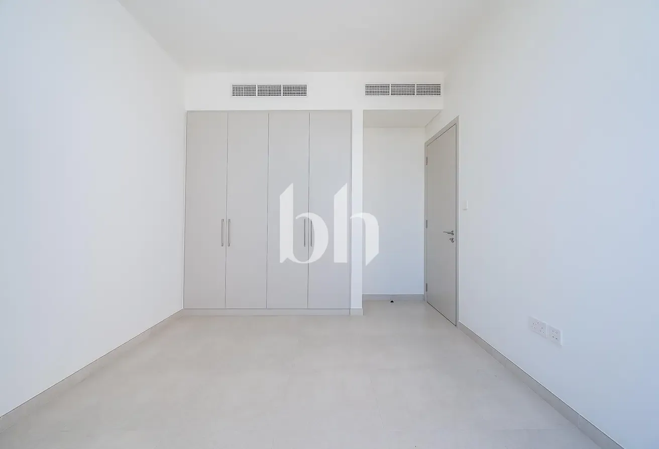 Corner Plot | Quiet Location | Near Amenities