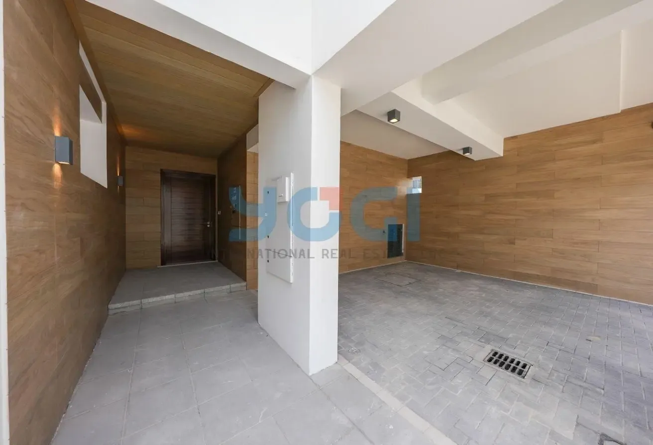 4 Bed - Corner Plot | Brand New | Park View