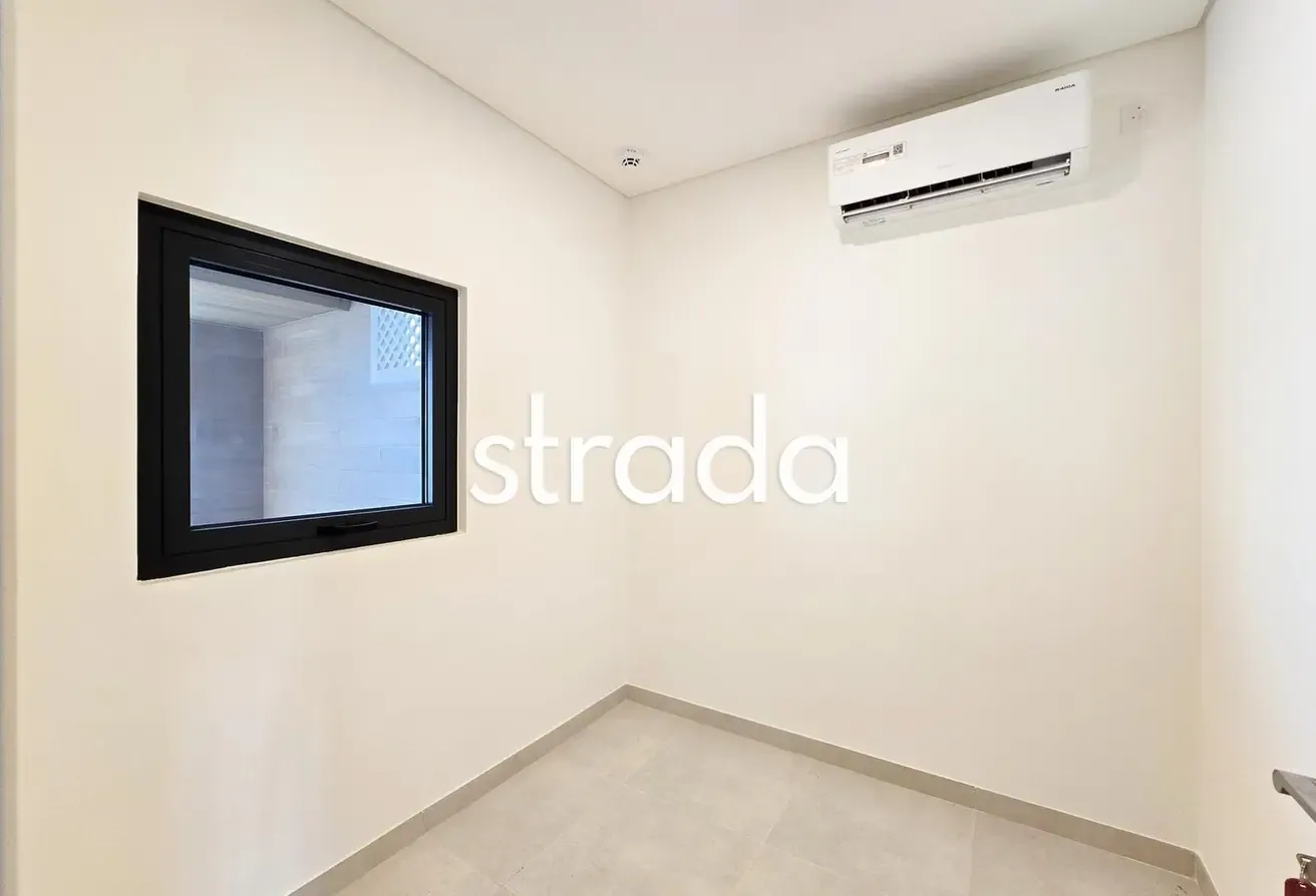 Corner Plot | Townhouse | Brand New