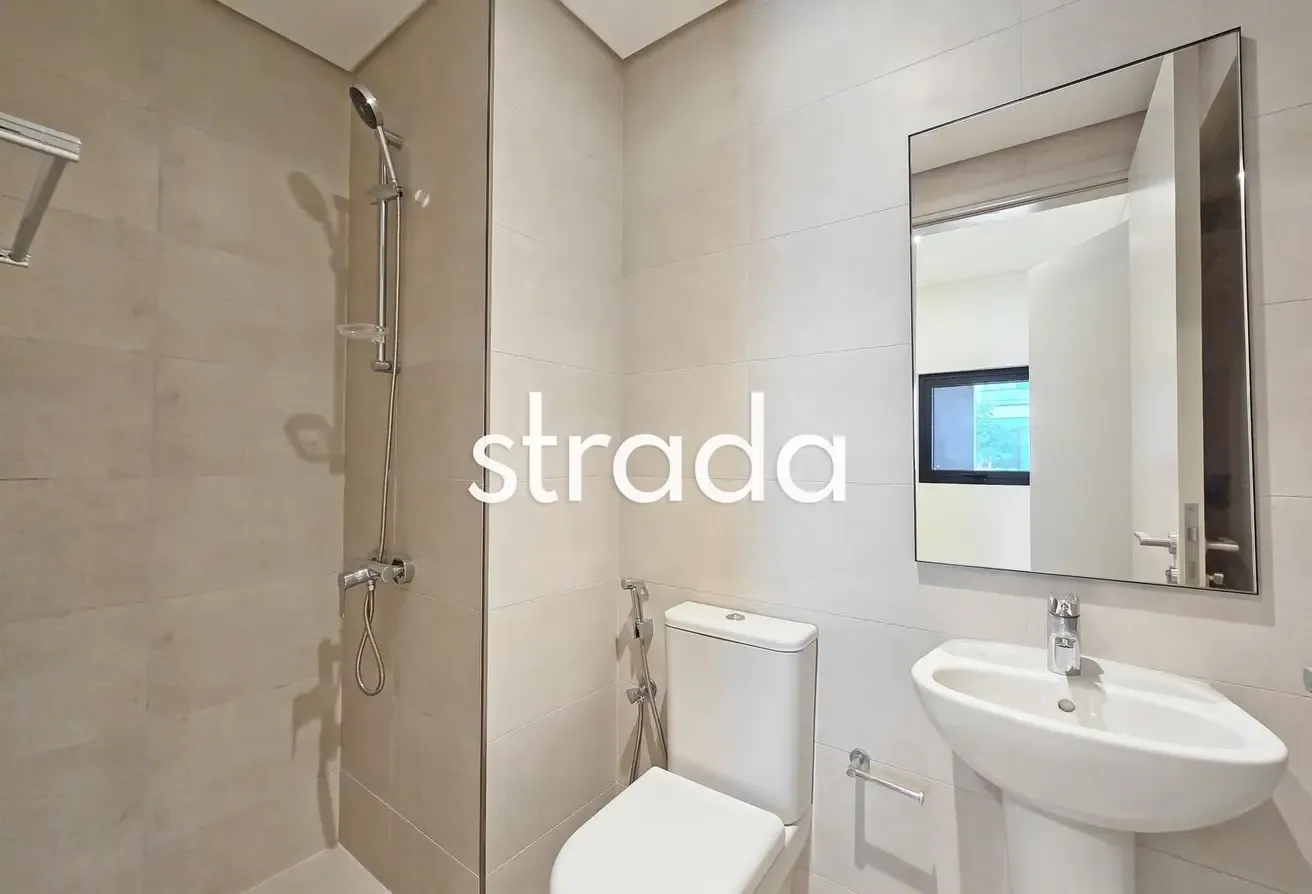 Corner Plot | Townhouse | Brand New
