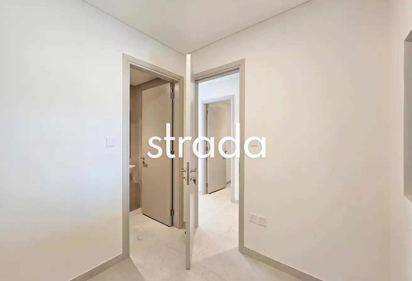 Corner Plot | Townhouse | Brand New