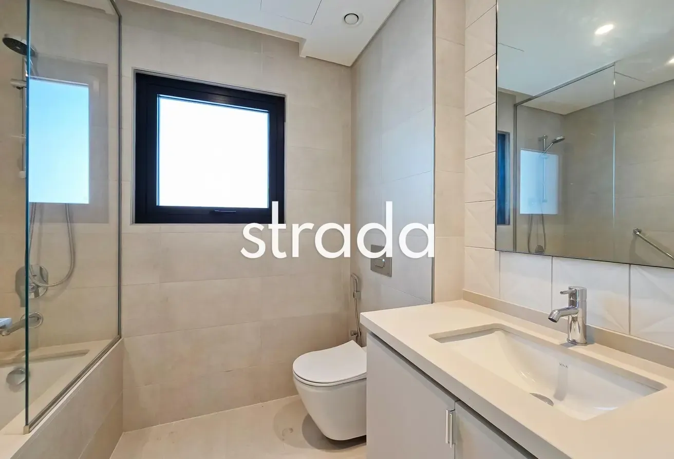 Corner Plot | Townhouse | Brand New