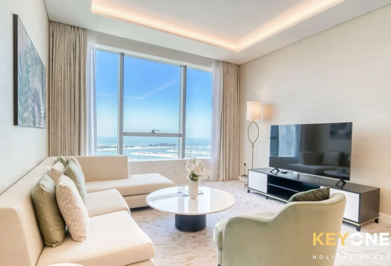 Iconic One Bedroom | Panoramic Palm Views