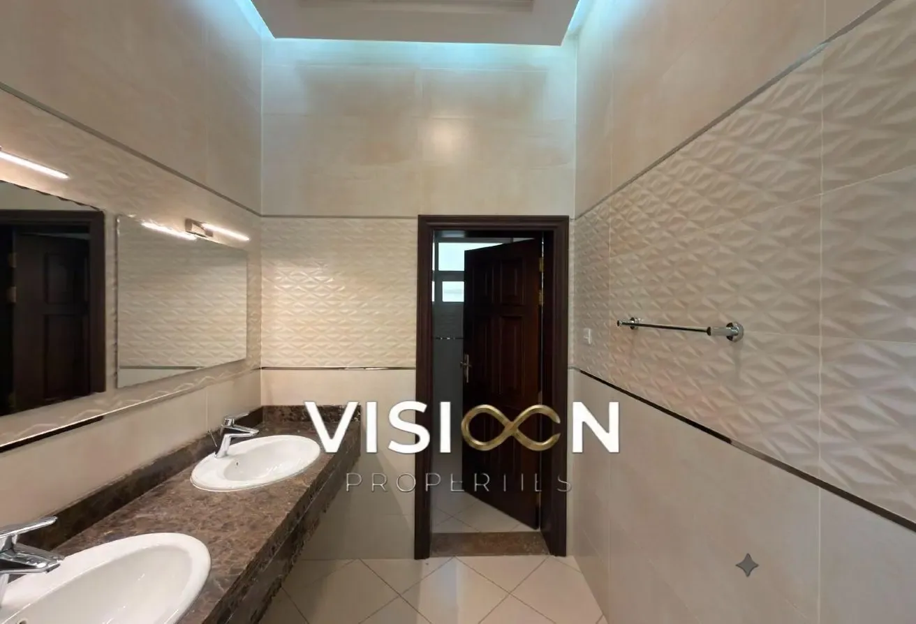 5-Master BR Villa | Private  Garden Elevator
