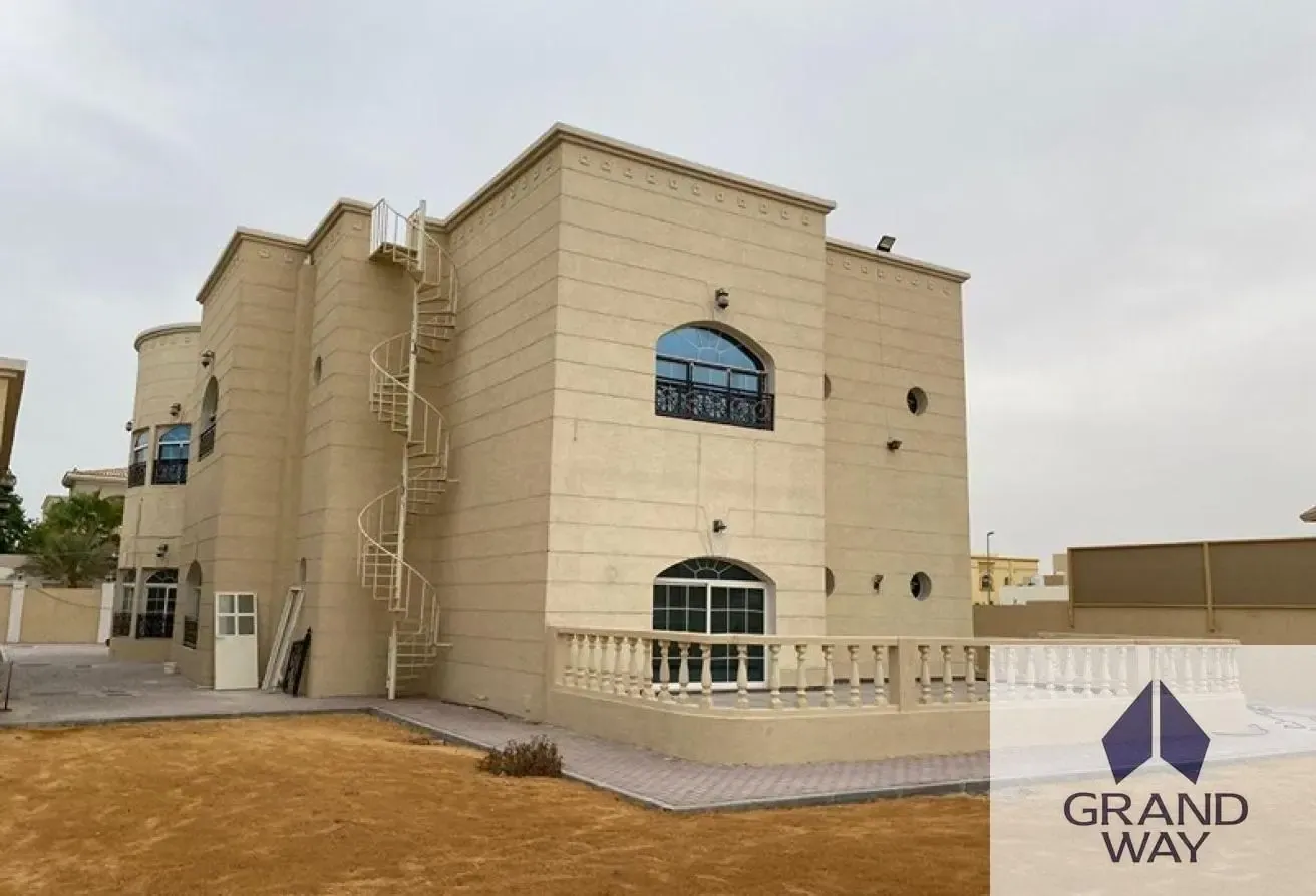 6BR Specious Villa I 2 Big Halls I 2 Majlis I Hall