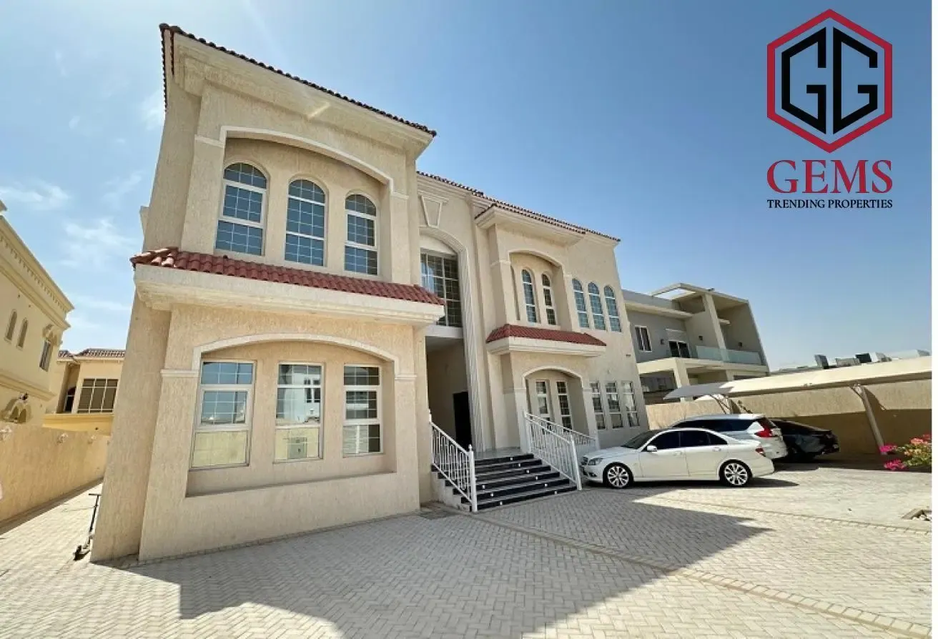 FULLY FURNISHED | HIGH-END FINISHING | GARDEN