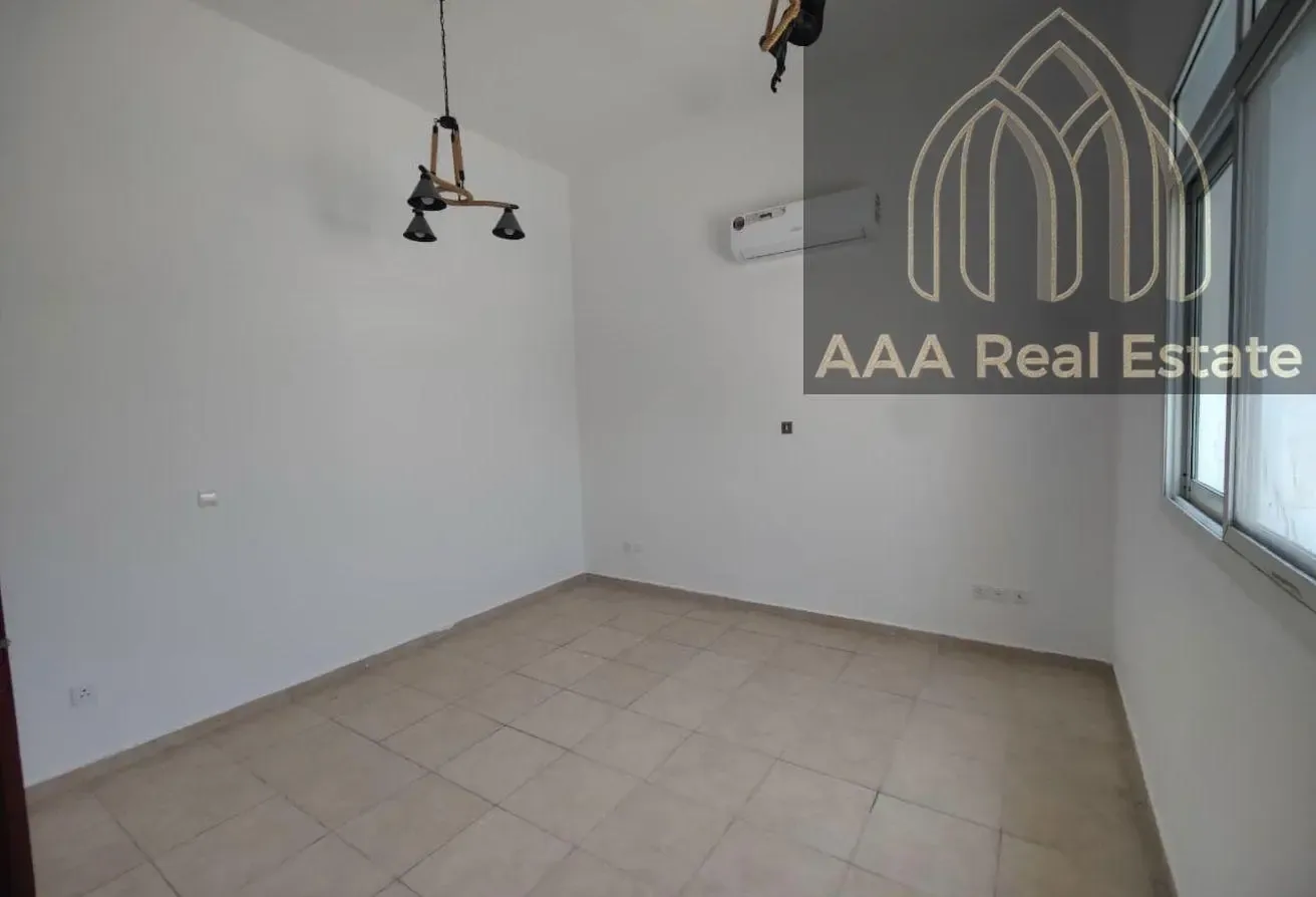 PRIME LOCATION | SPACIOUS YARD | ANNUX