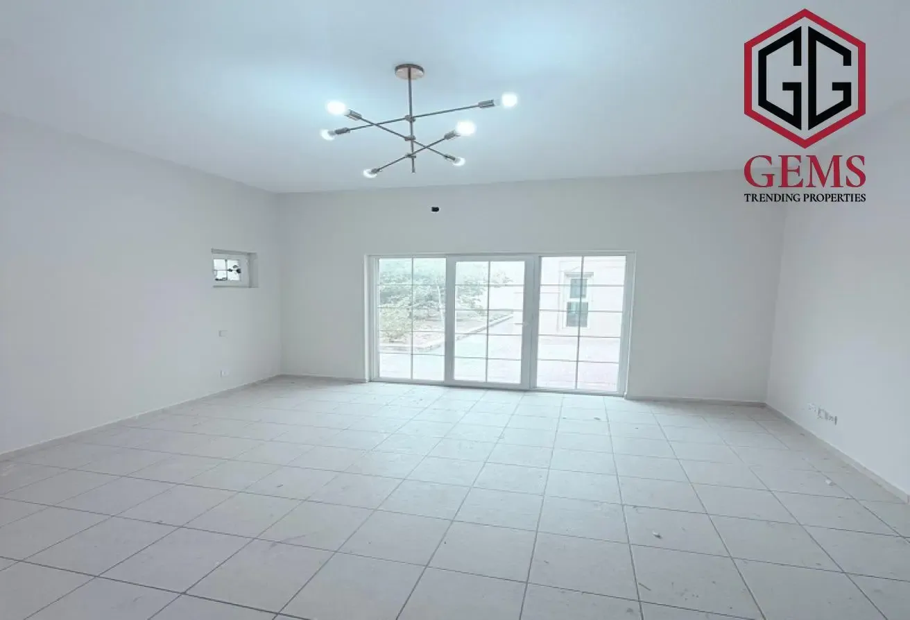 SPACIOUS | GROUND FLOOR VILLA | MAIDS ROOM