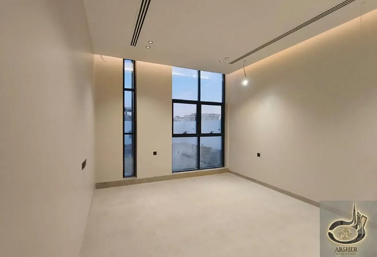 Luxury 4 Bedrooms Modern Design Brand New