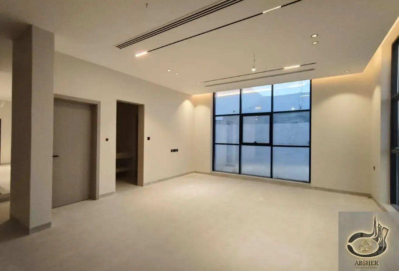 Luxury 4 Bedrooms Modern Design Brand New