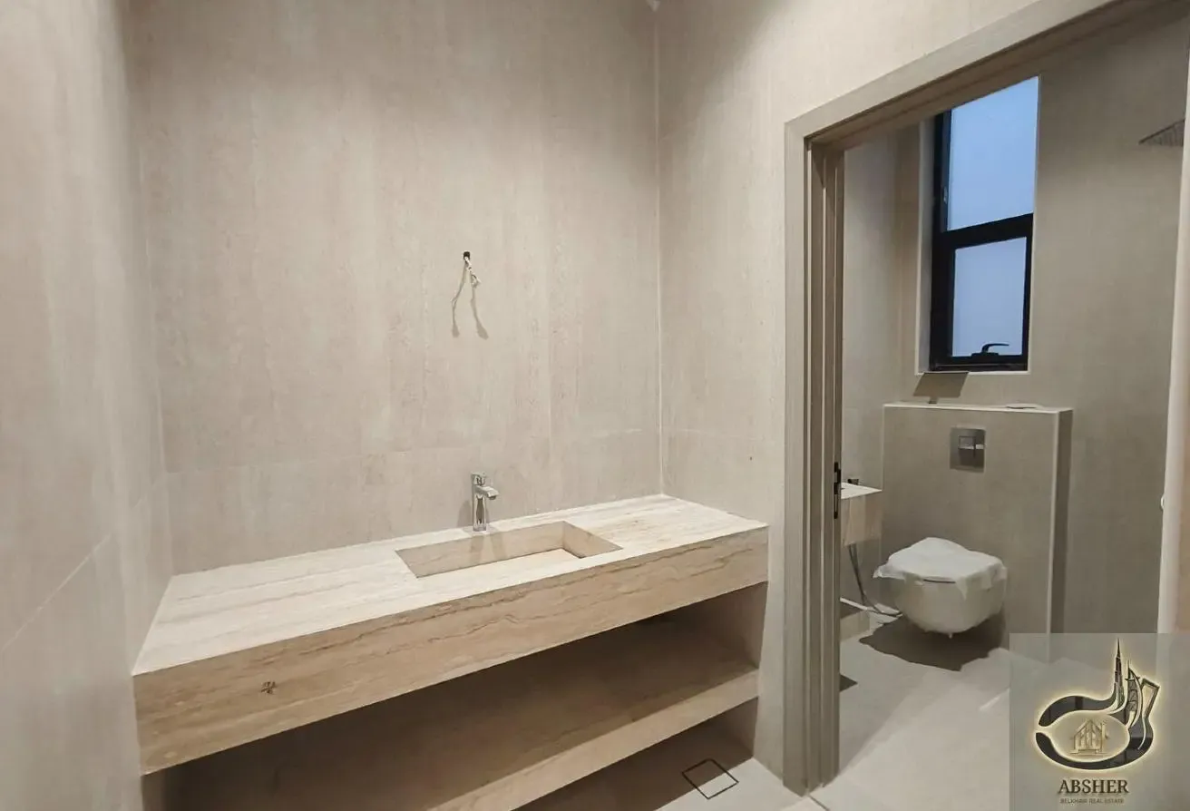 Luxury 4 Bedrooms Modern Design Brand New