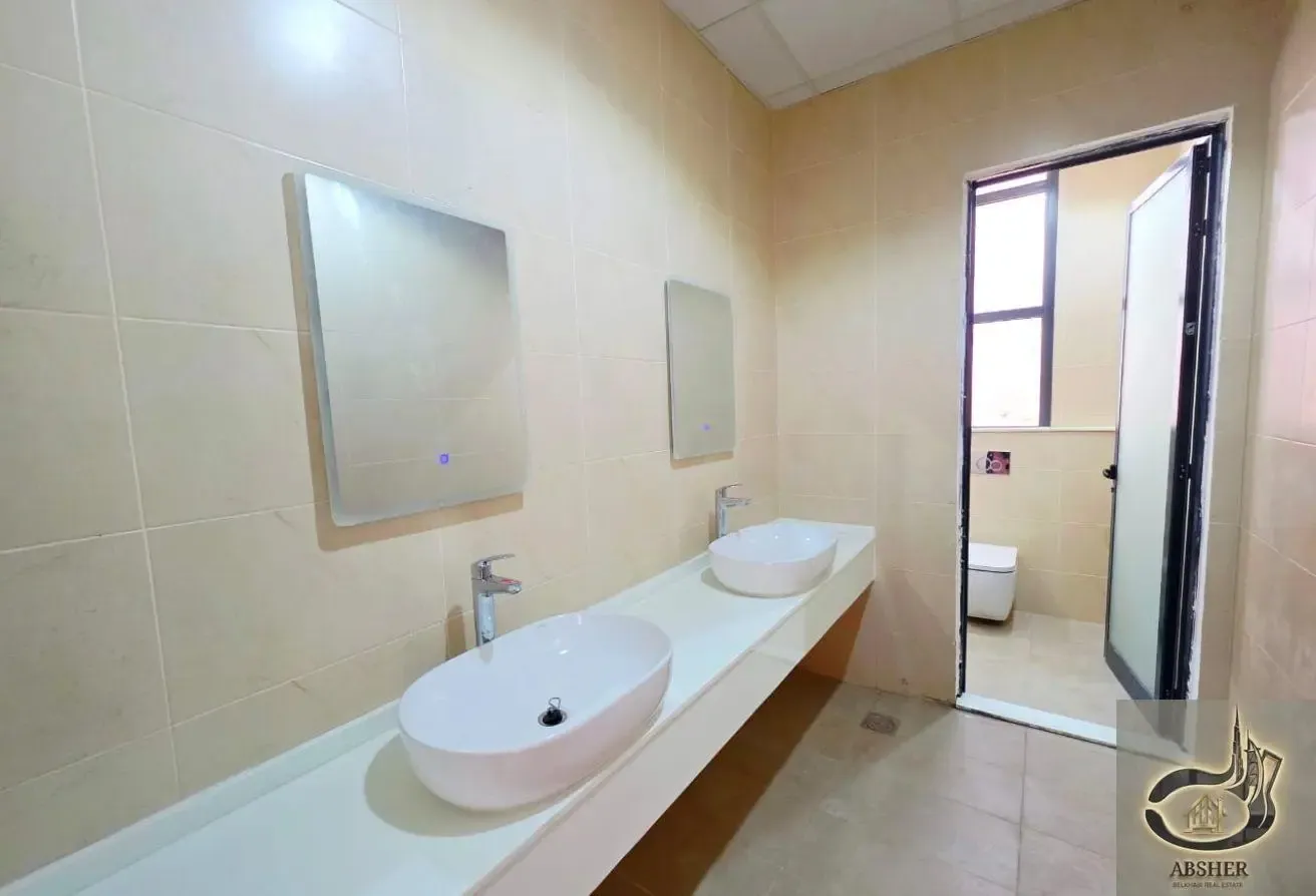 Al Warqa 4 Brand New Villa 4 Bedroom