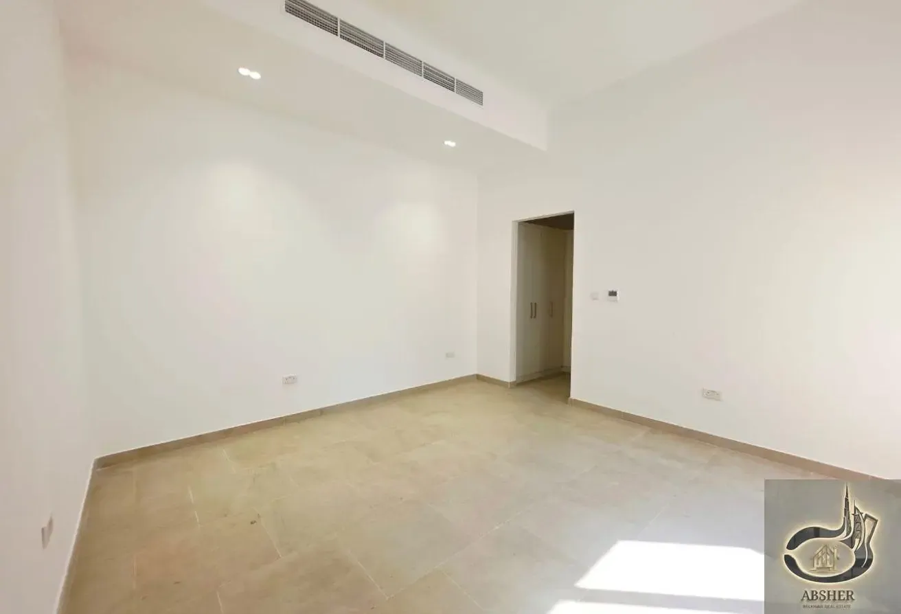 Al Warqa 4 Brand New Villa 4 Bedroom