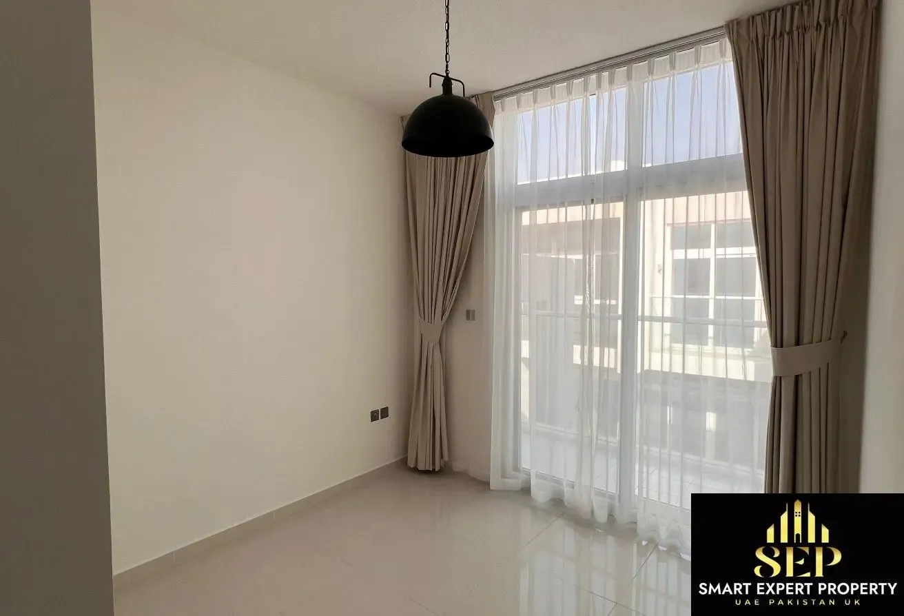 Semi-Furnished 3BR | Vacant | Prime Location