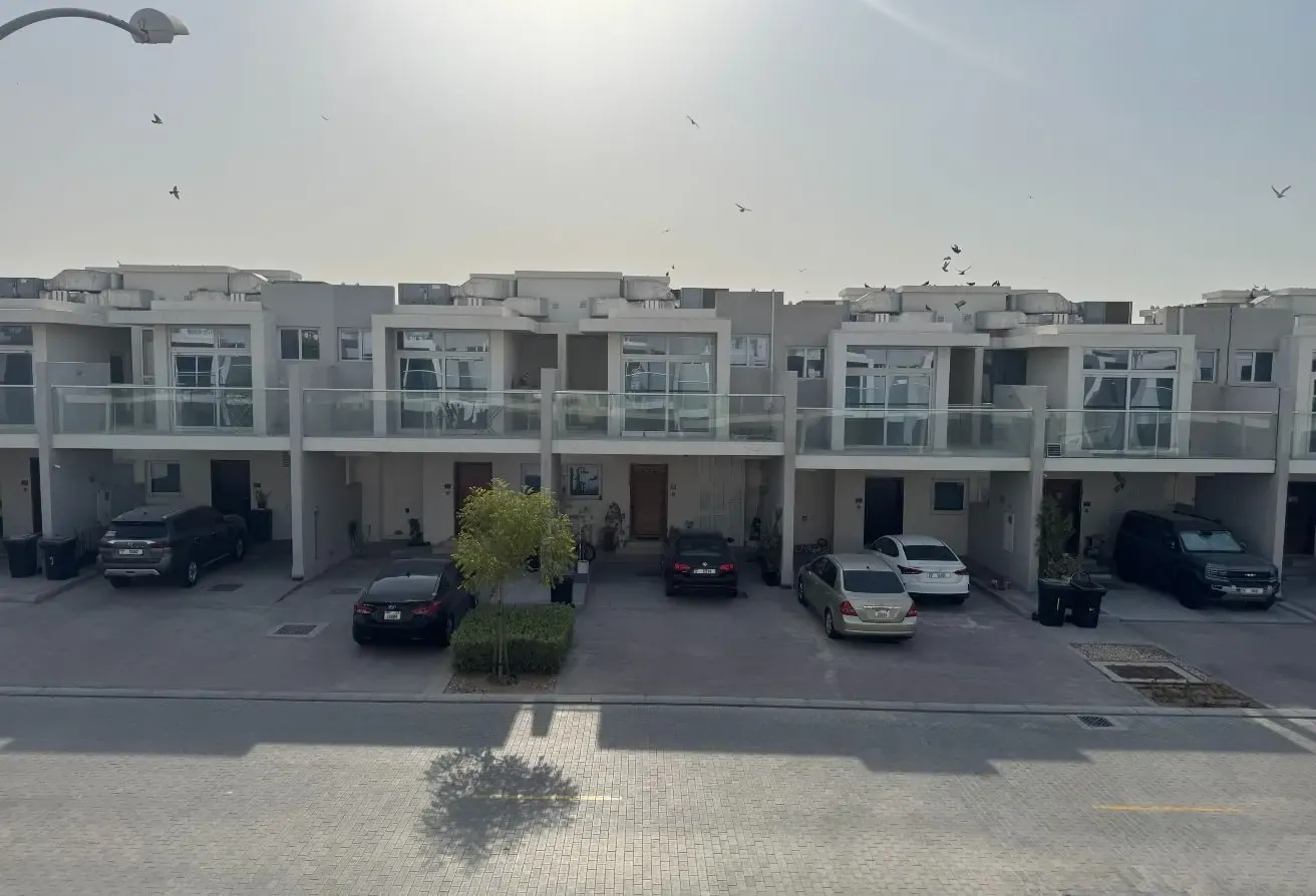 New To Market | Vacant | Landscaped