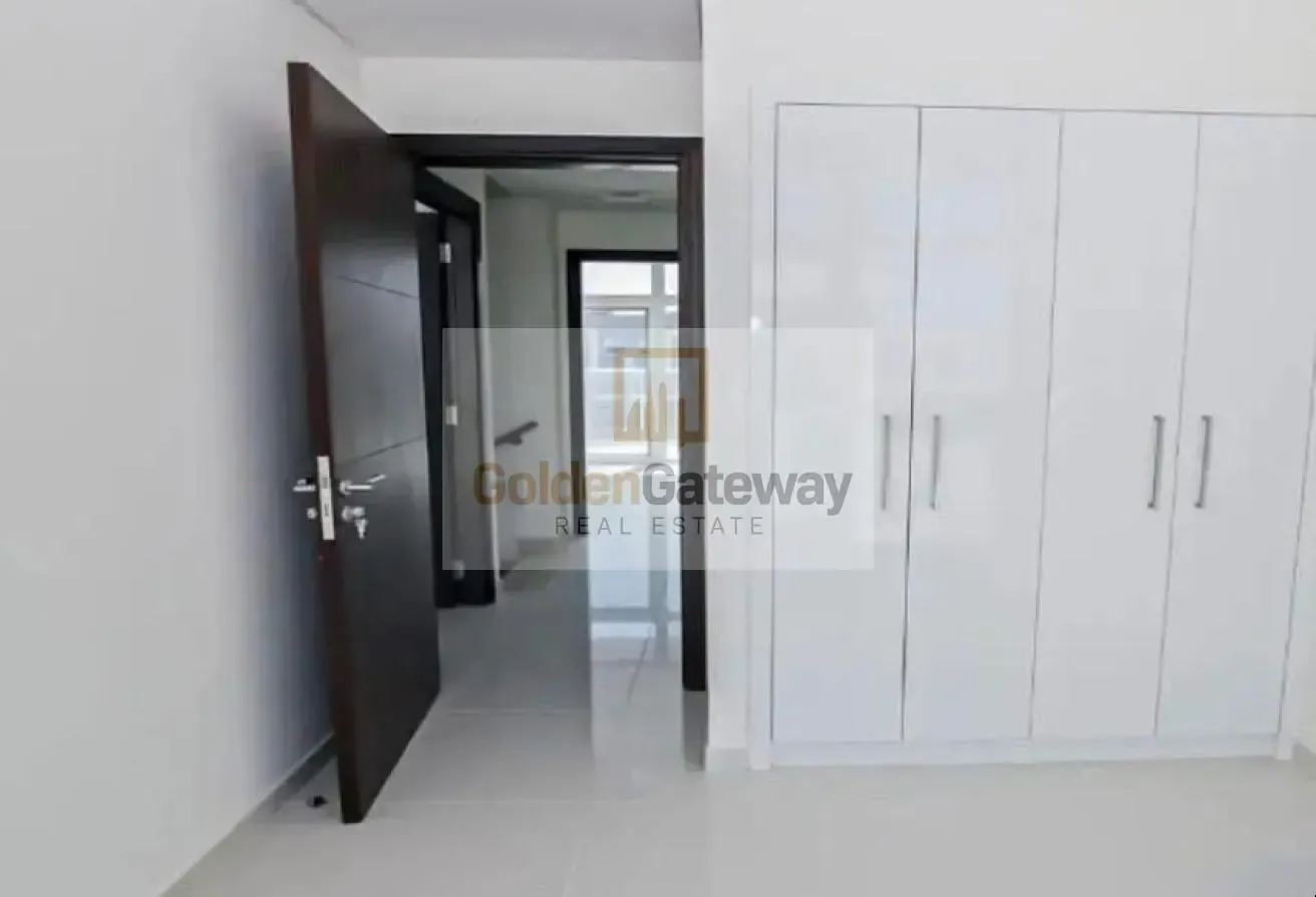 Well maintained | Easy Access | Vacant