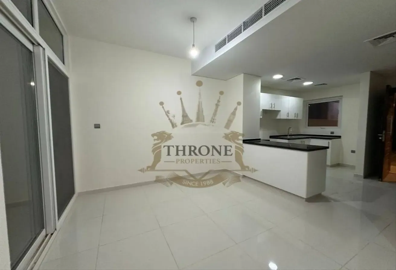 3BEDROOM || CORNER UNIT || L-SHAPED GARDEN