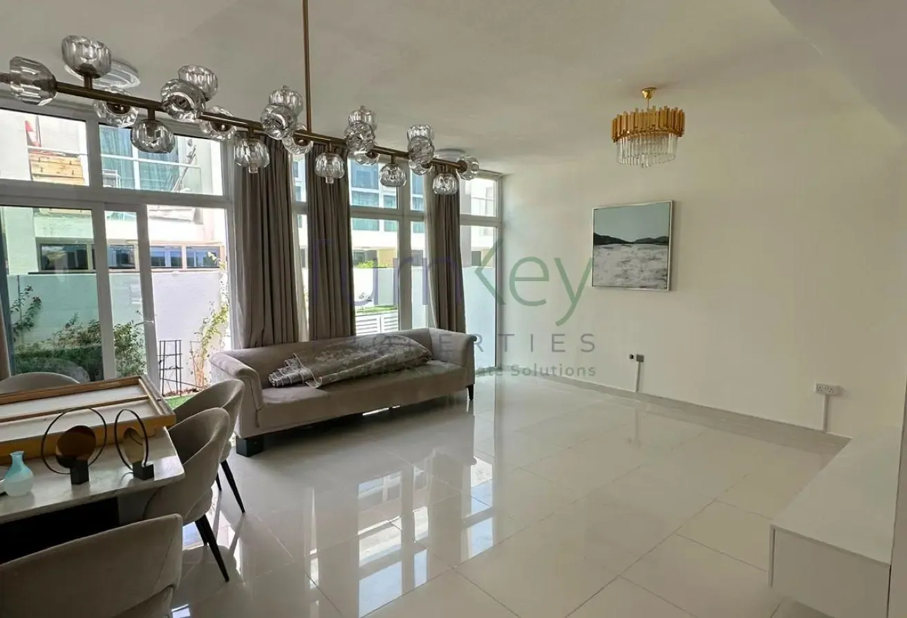 Upgraded | RRM type | Semi Furnished