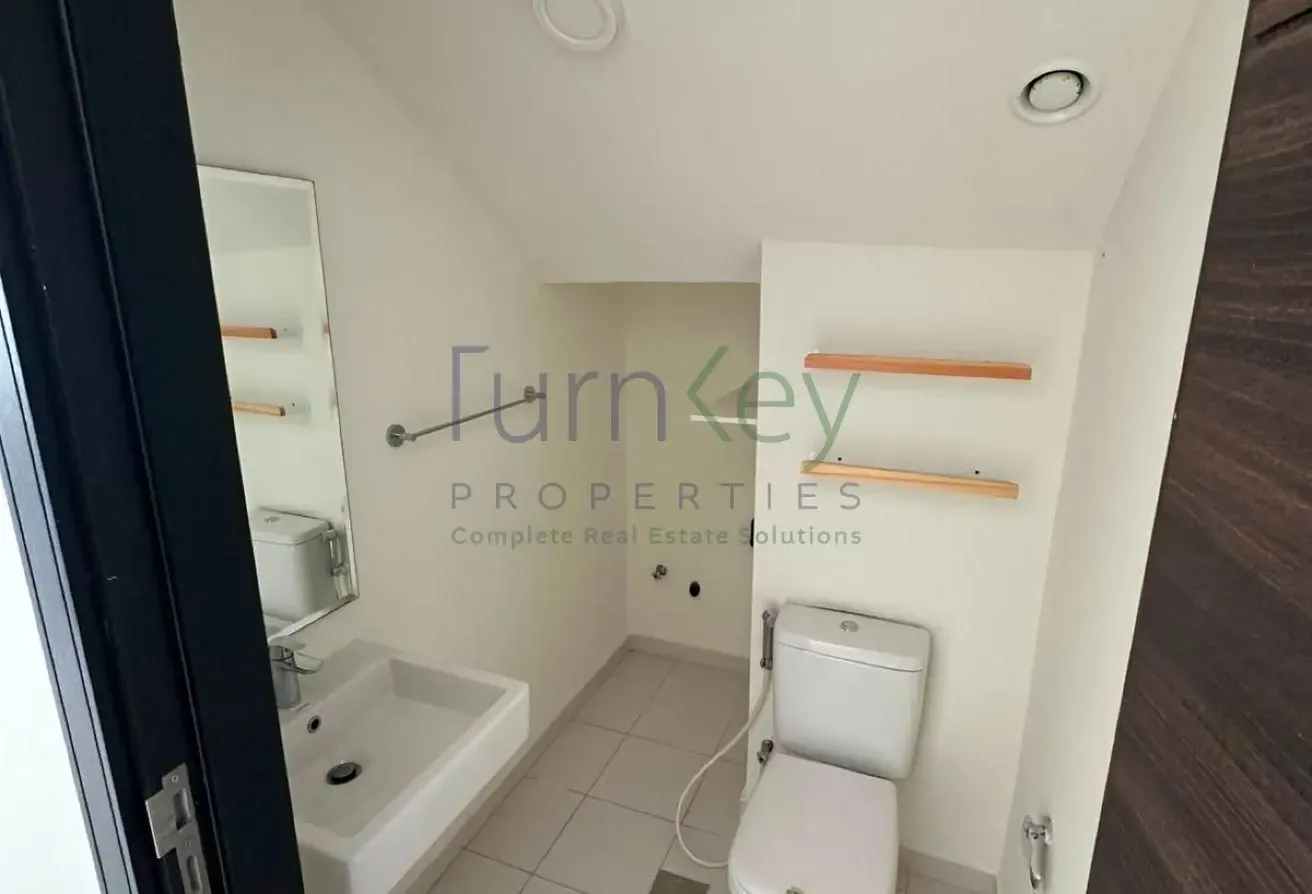 Upgraded | RRM type | Semi Furnished