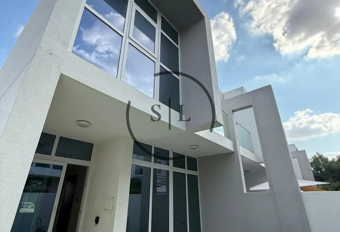 Vacant Unit | 3 Bedroom | Corner Unit | Best Deal