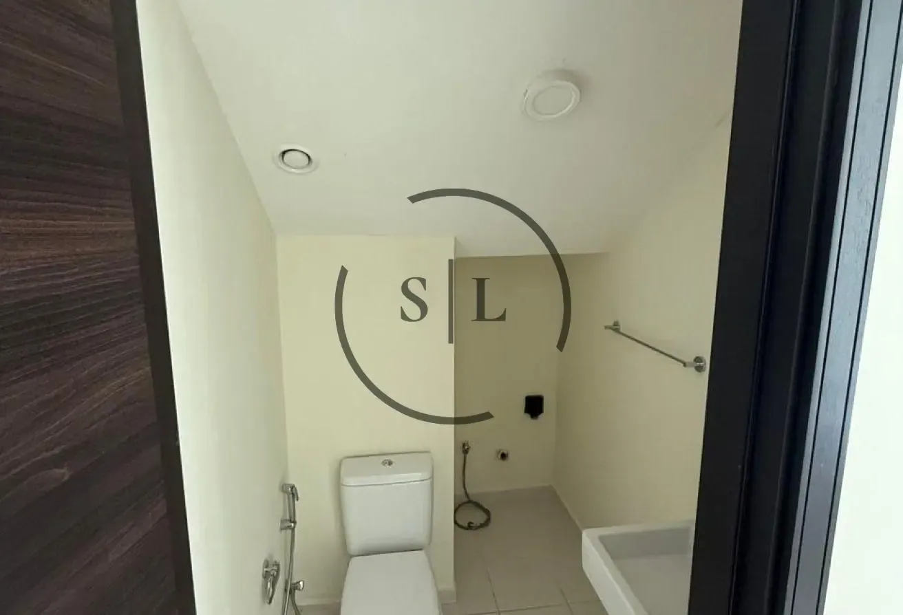 Vacant Unit | 3 Bedroom | Corner Unit | Best Deal