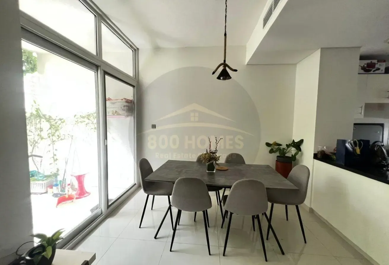 Bright Townhouse | Peaceful Community | Best Value