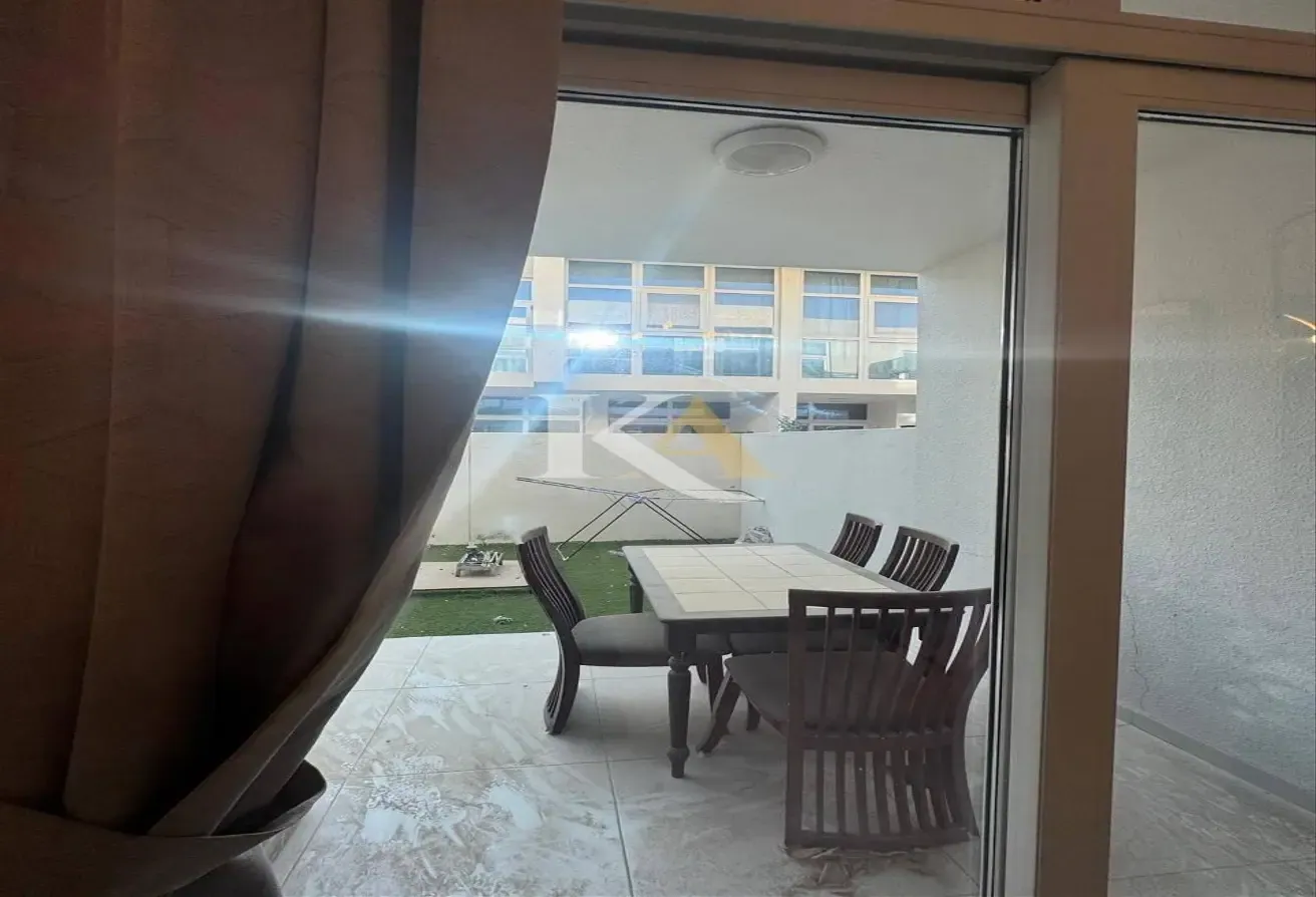 Ready to Move | 3BR Townhouse | Furnished