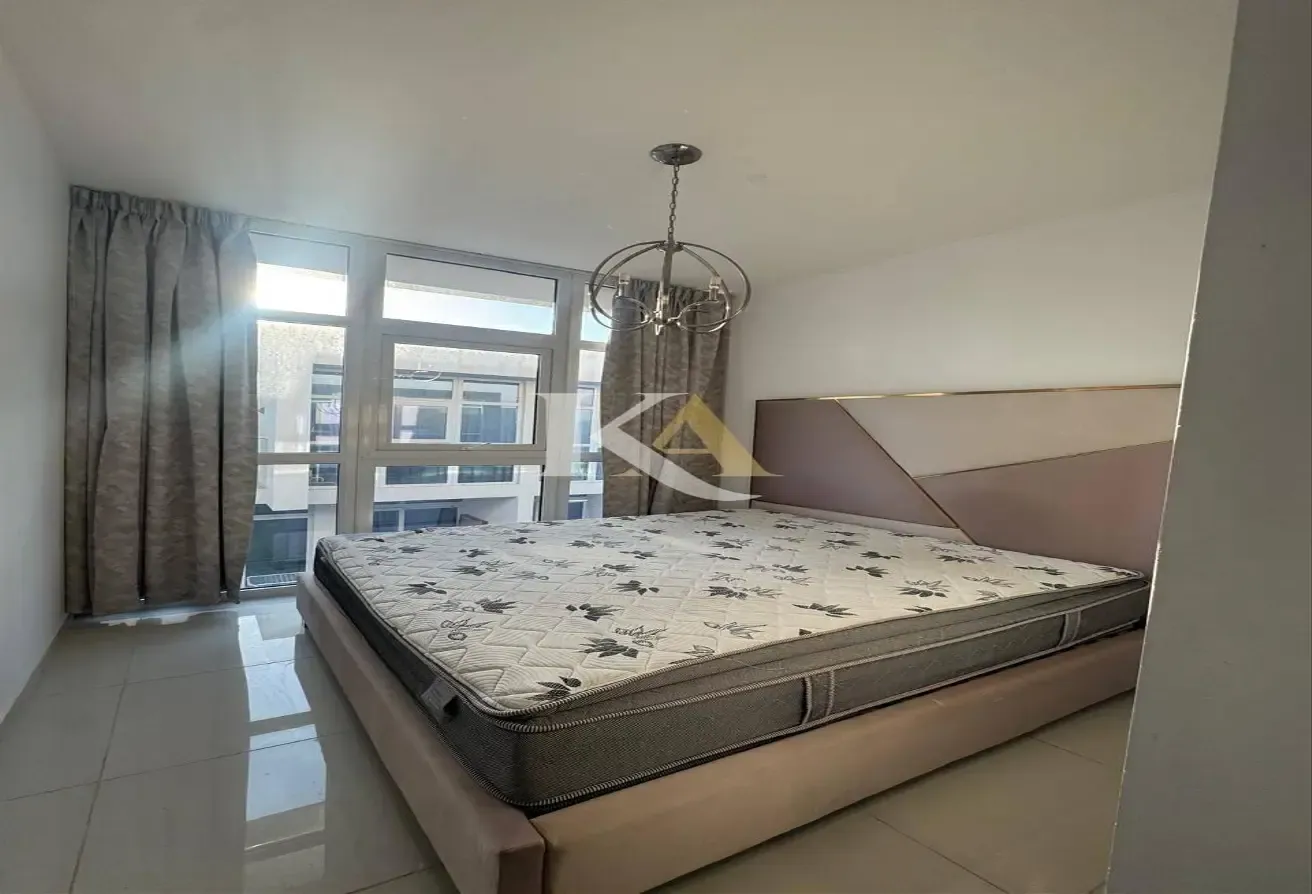 Ready to Move | 3BR Townhouse | Furnished