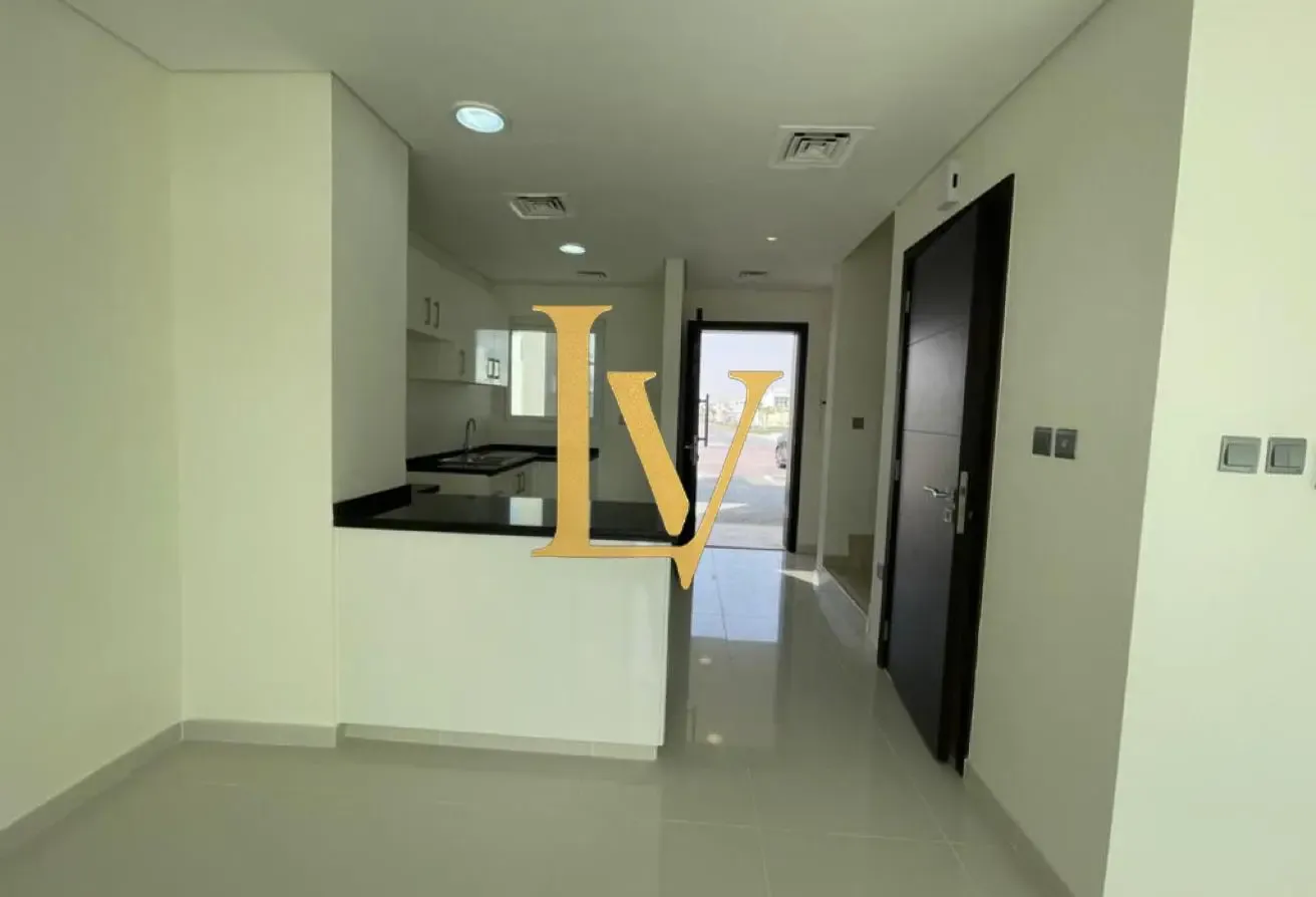 For Rent | Corner Unit | 3BR Townhouse | Spacious