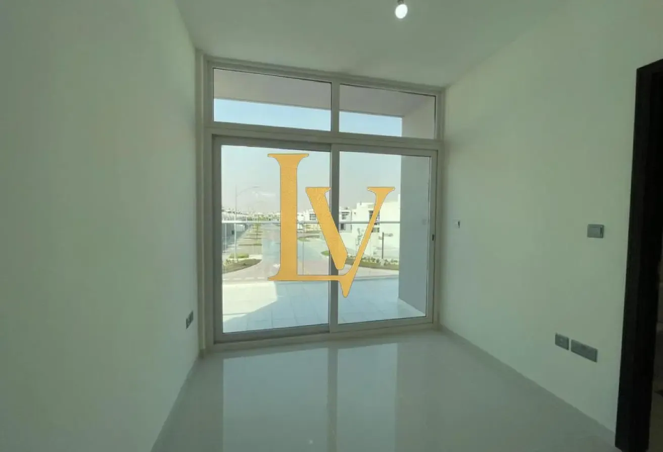 For Rent | Corner Unit | 3BR Townhouse | Spacious