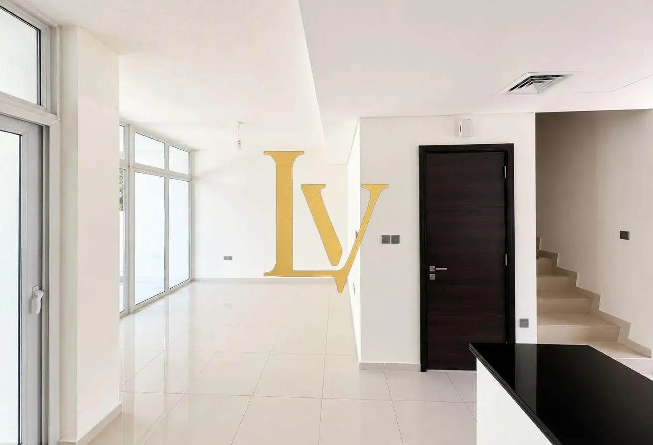 3BR | Well Maintained | Corner Unit |Ready To Move