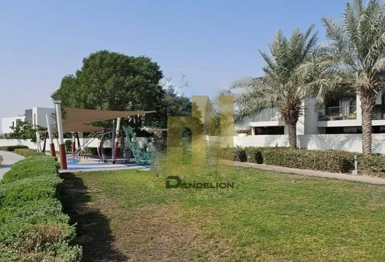 Move-In Ready 3BR Townhouse | Fully Furnished