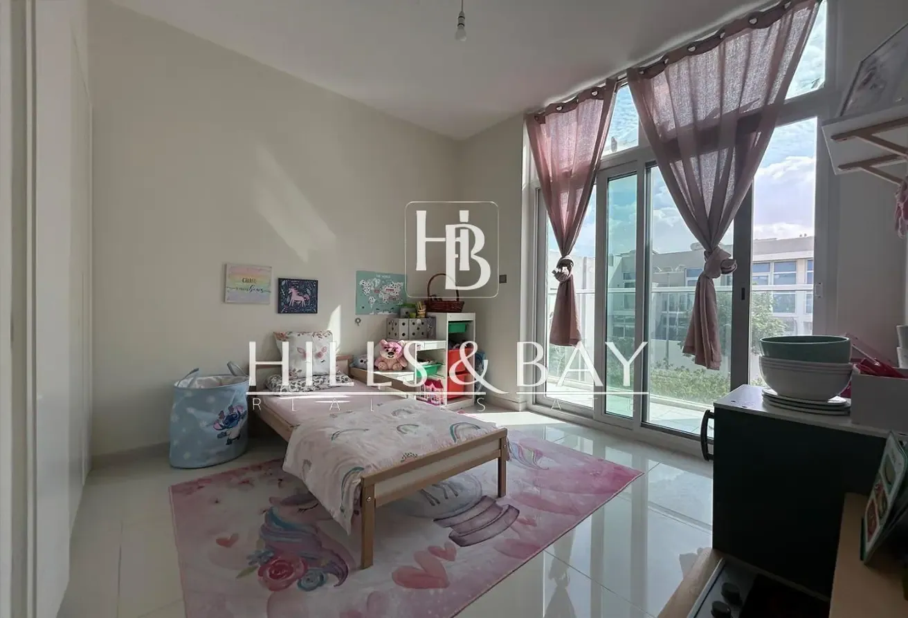 Ready to Move | Well Maintained | Unfurnished
