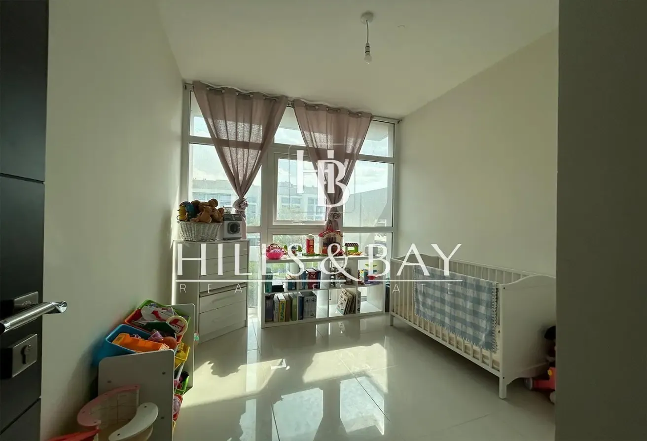 Ready to Move | Well Maintained | Unfurnished