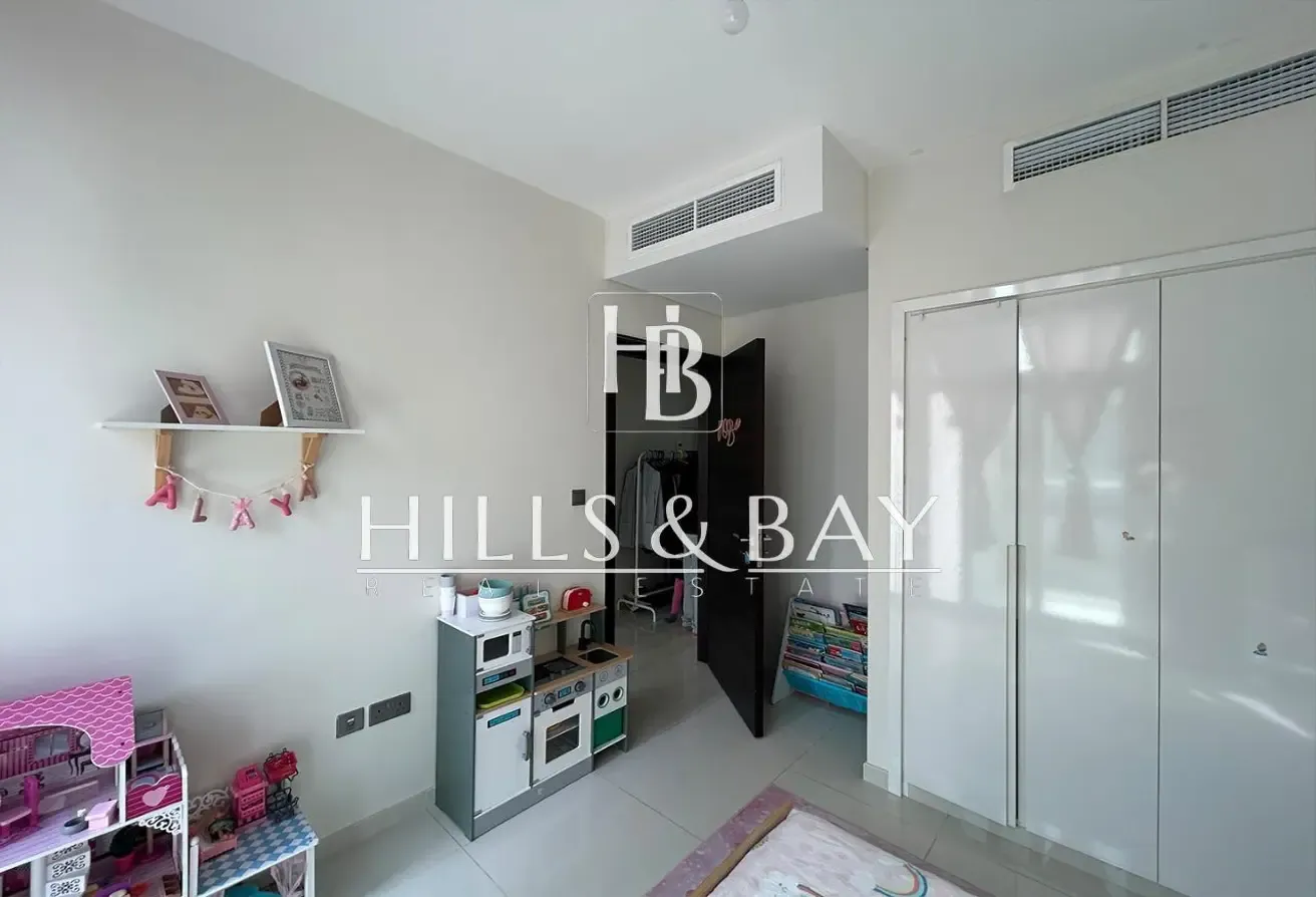 Ready to Move | Well Maintained | Unfurnished