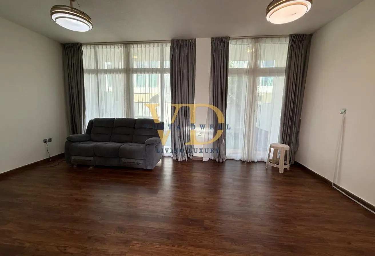 3 BEDROOM | UPGRADED | WITH KITCHEN APPLIANCES