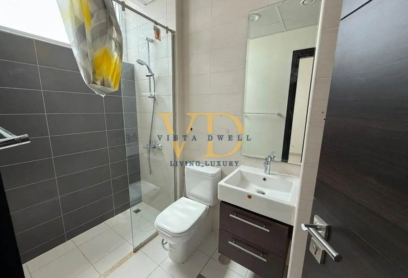 3 BEDROOM | UPGRADED | WITH KITCHEN APPLIANCES