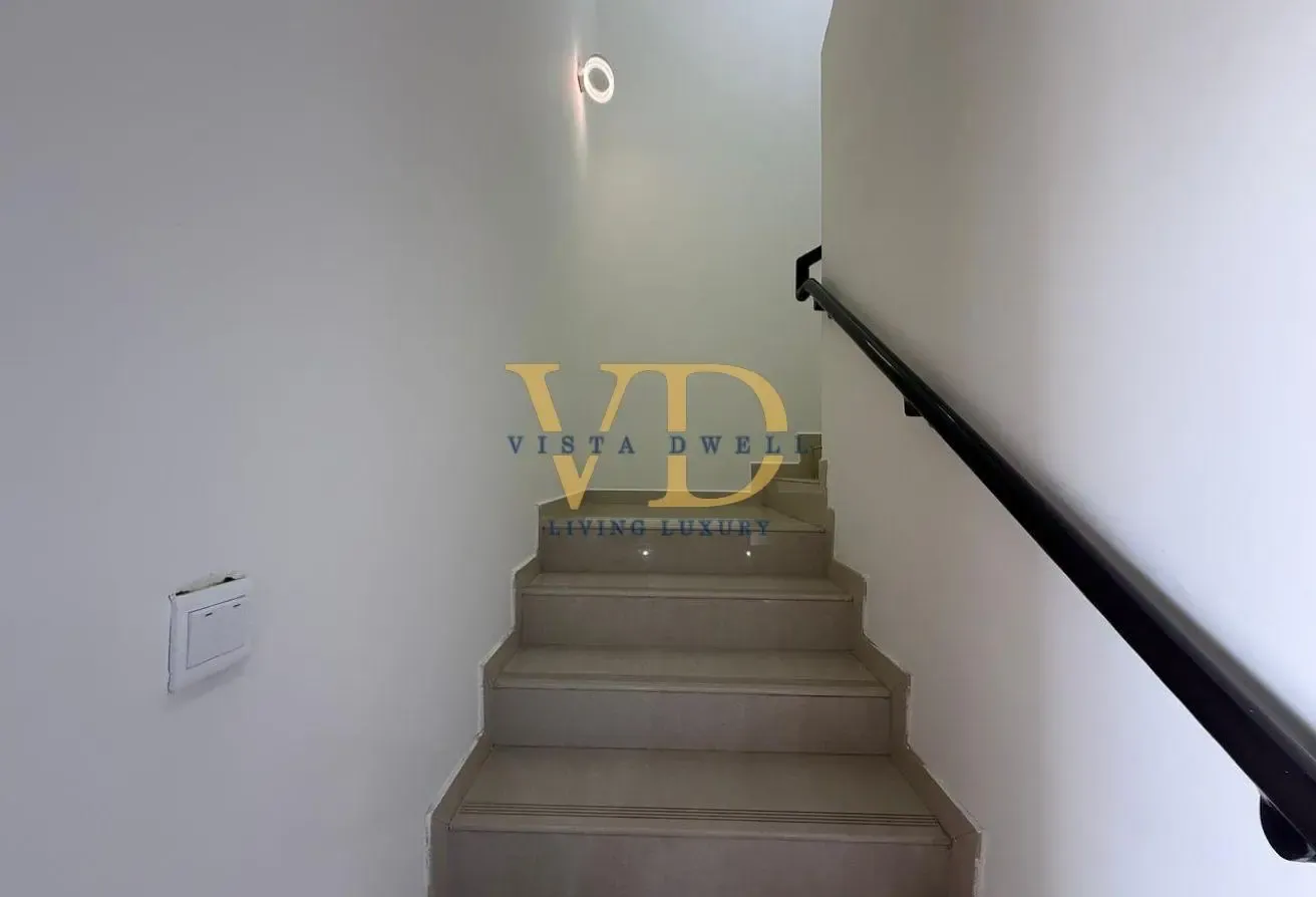 3 BEDROOM | UPGRADED | WITH KITCHEN APPLIANCES
