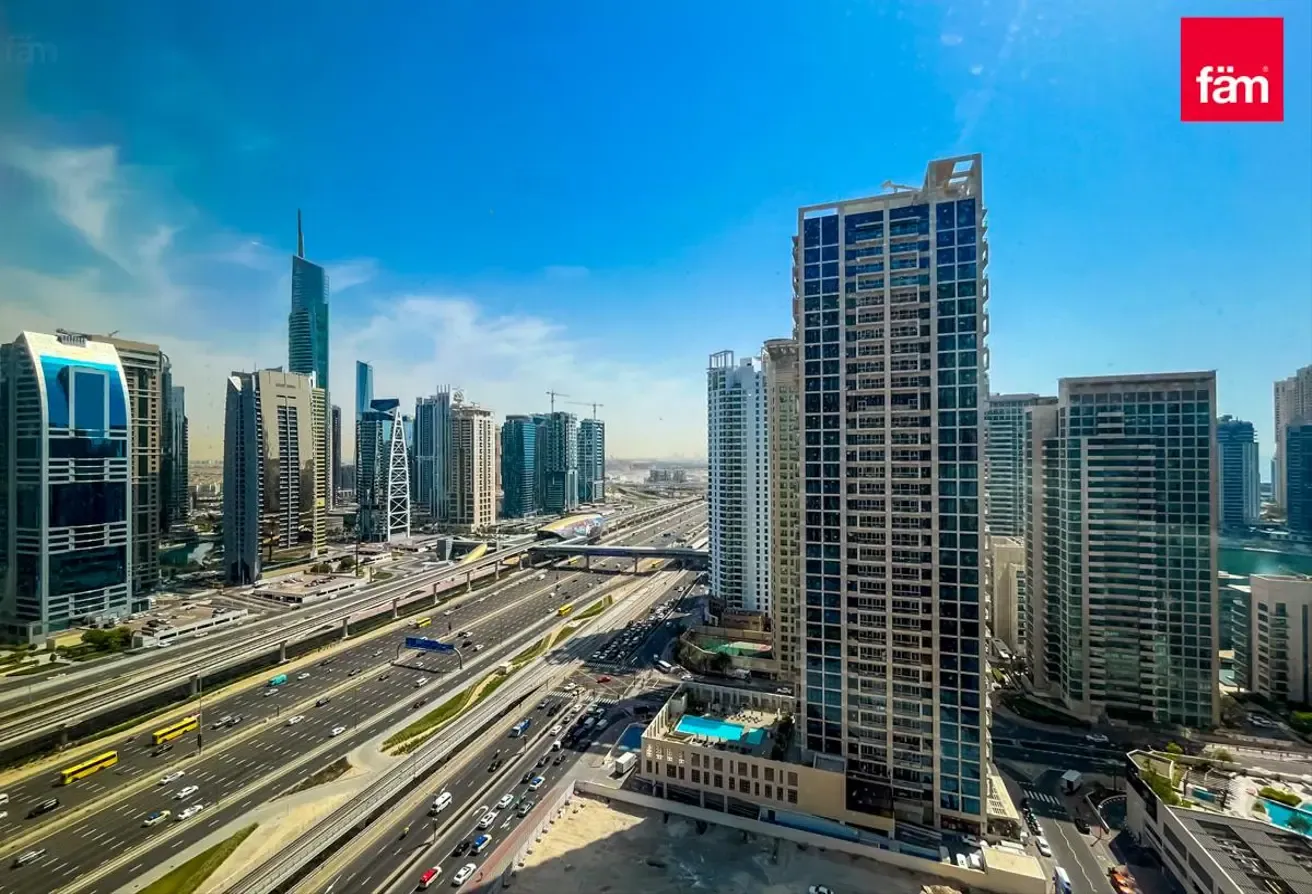 Prestigious office|Skyline view|Great investment