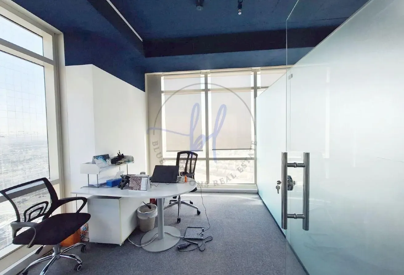 Metro Easy Access | Fantastic View | Corner Office