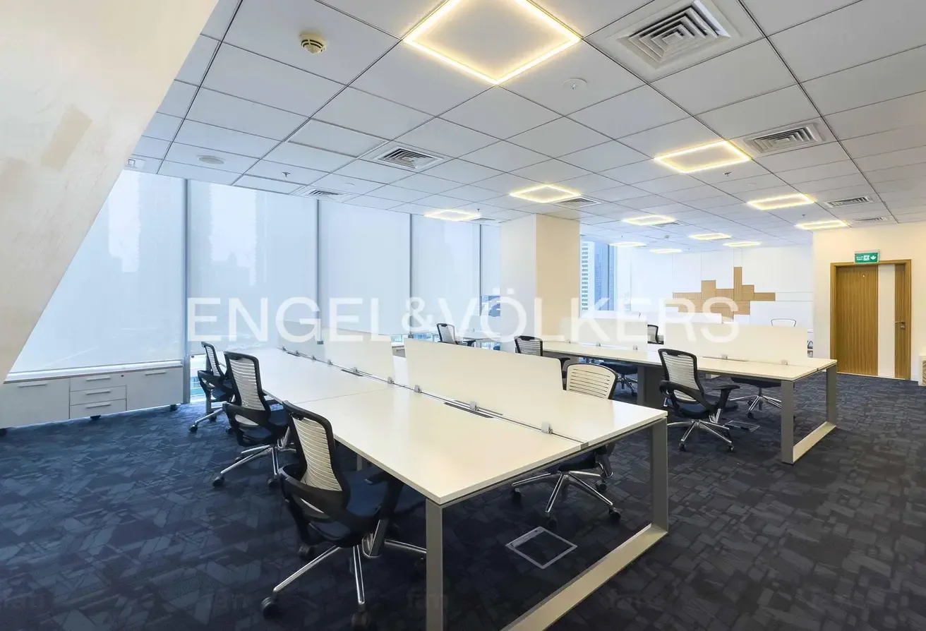 Spacious Corner Office | Vacant | Exclusive