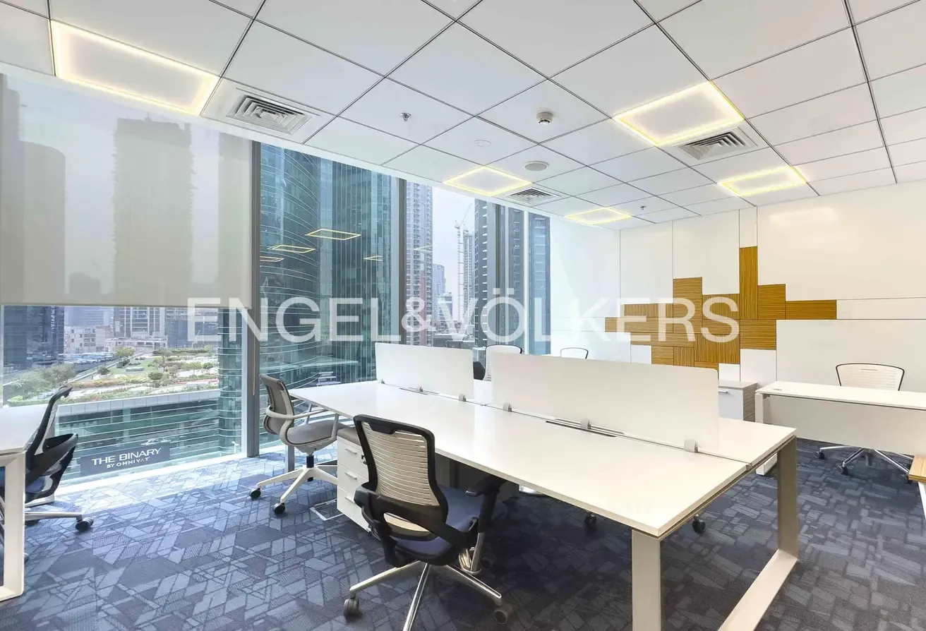 Spacious Corner Office | Vacant | Exclusive