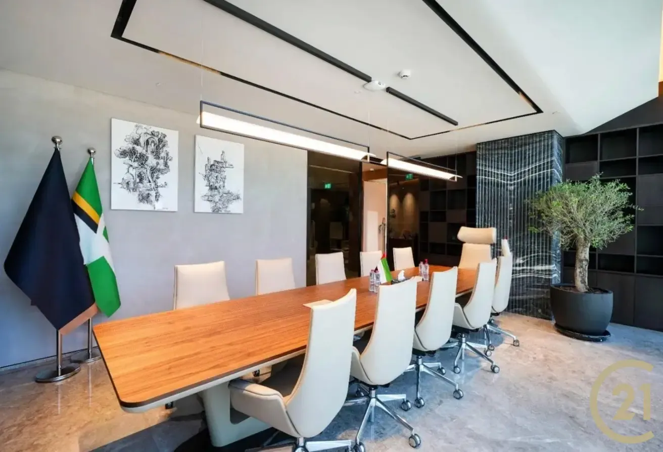 Vacant I Luxury Office I Furnished
