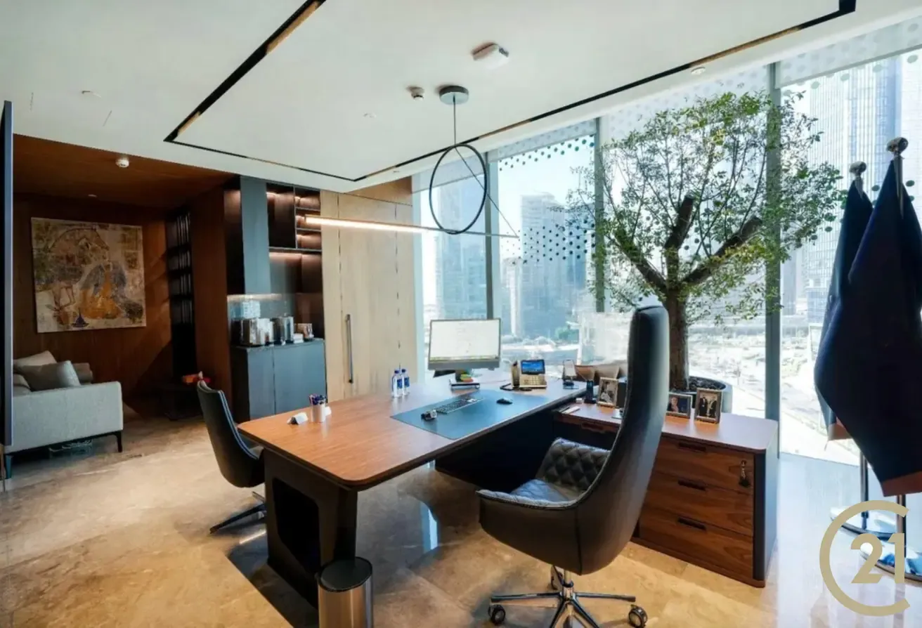 Vacant I Luxury Office I Furnished