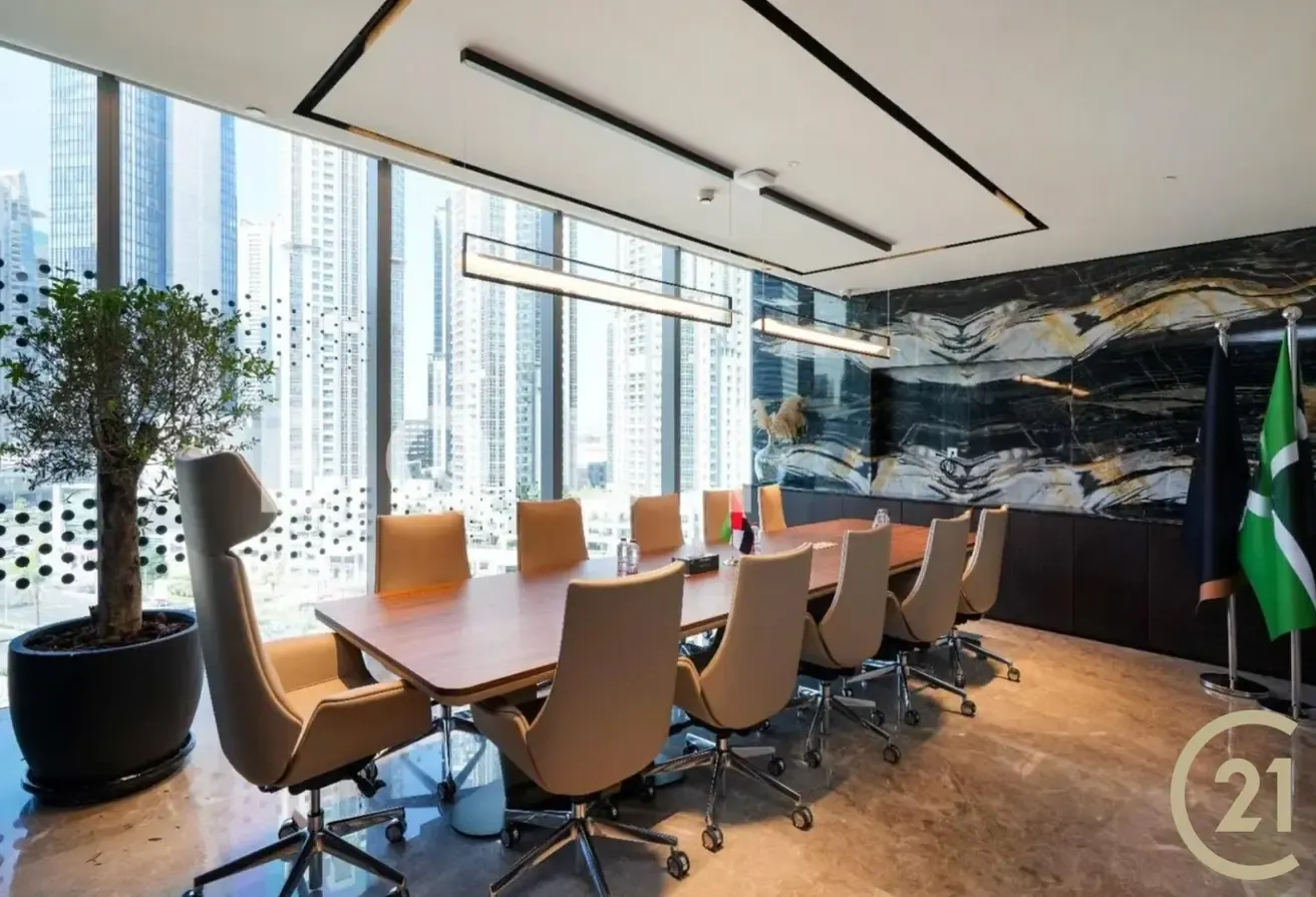 Vacant I Luxury Office I Furnished
